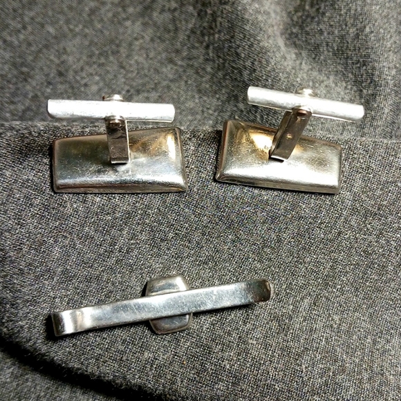 Vintage Cufflinks and Tiebar set - Picture 4 of 4